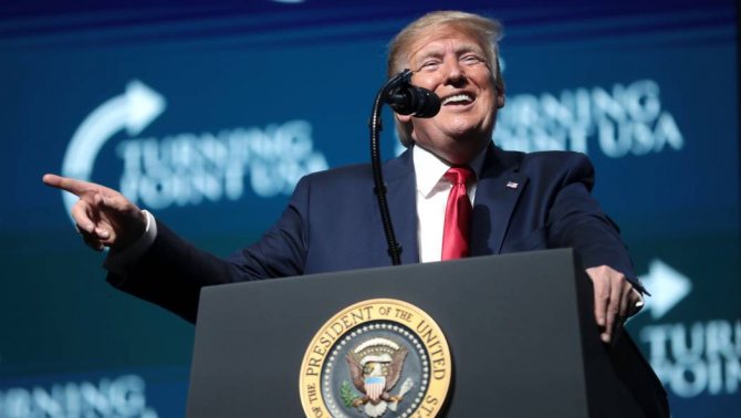 Дональду Трампу — 75: подборка самых ярких цитат экс-президента США
